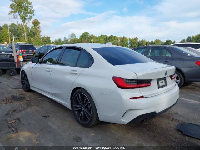 Photo 2 VIN: 3MW5R1J0XM8B76224 - BMW 330I 