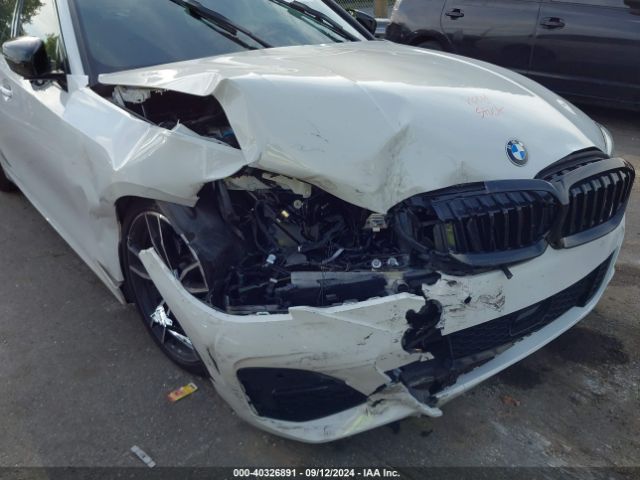 Photo 5 VIN: 3MW5R1J0XM8B76224 - BMW 330I 