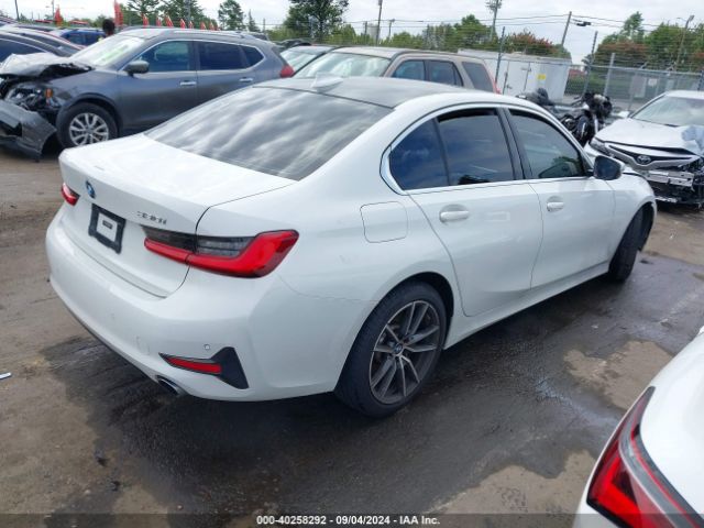 Photo 3 VIN: 3MW5R1J0XM8B96716 - BMW 330I 