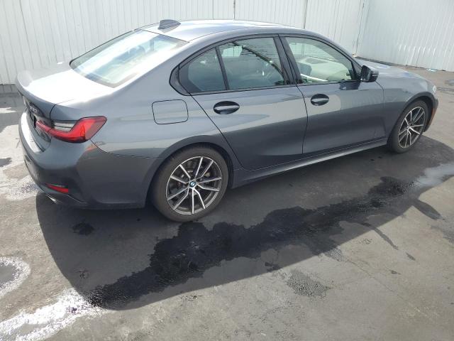 Photo 2 VIN: 3MW5R1J0XN8C22443 - BMW 330I 