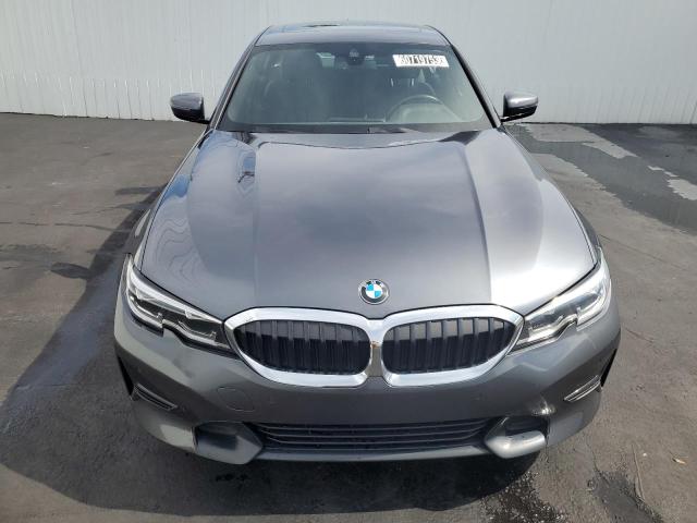 Photo 4 VIN: 3MW5R1J0XN8C22443 - BMW 330I 