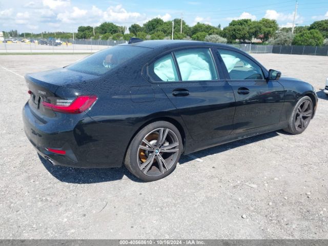 Photo 3 VIN: 3MW5R1J0XN8C27674 - BMW 330I 