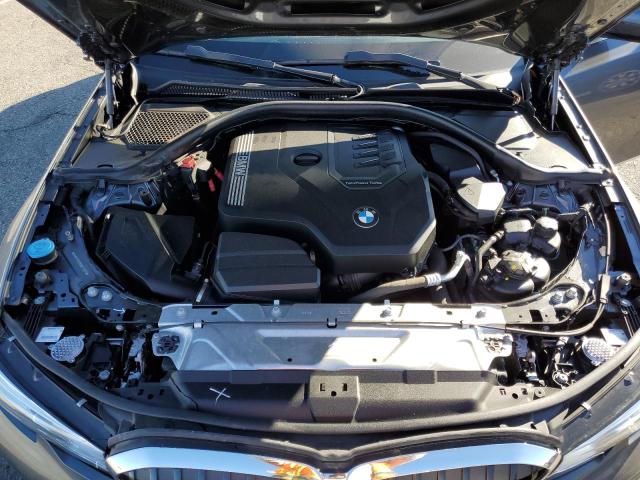 Photo 10 VIN: 3MW5R1J0XN8C31207 - BMW 330I 