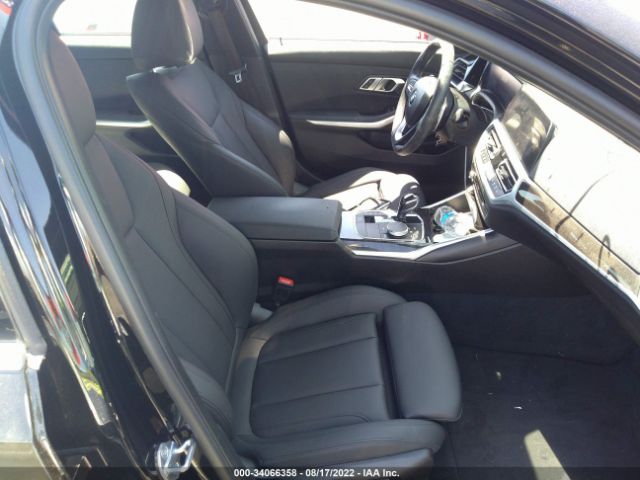 Photo 4 VIN: 3MW5R1J50K8A04499 - BMW 3 SERIES 