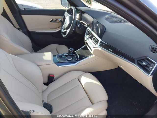 Photo 4 VIN: 3MW5R1J55K8A04272 - BMW 330I 