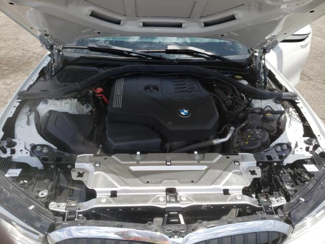 Photo 6 VIN: 3MW5R1J55K8B03643 - BMW 330I 