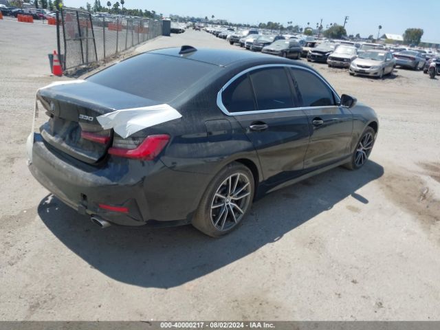 Photo 3 VIN: 3MW5R1J59K8A04307 - BMW 330I 