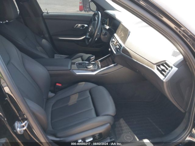 Photo 4 VIN: 3MW5R1J59K8A04307 - BMW 330I 