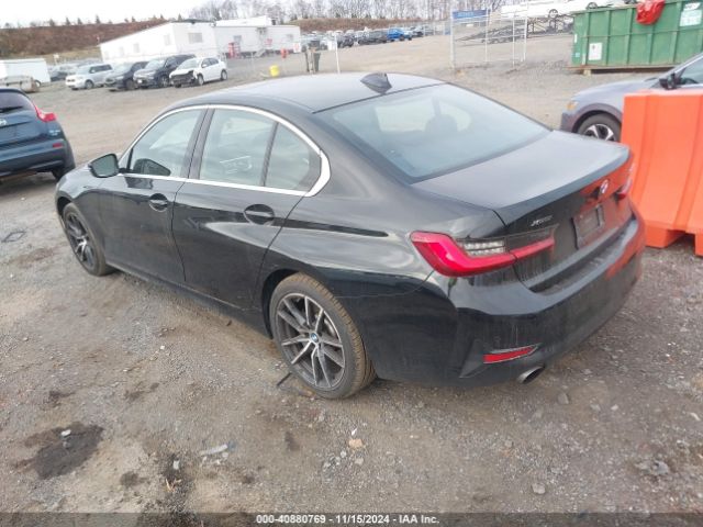 Photo 2 VIN: 3MW5R7J00L8B04756 - BMW 330I 