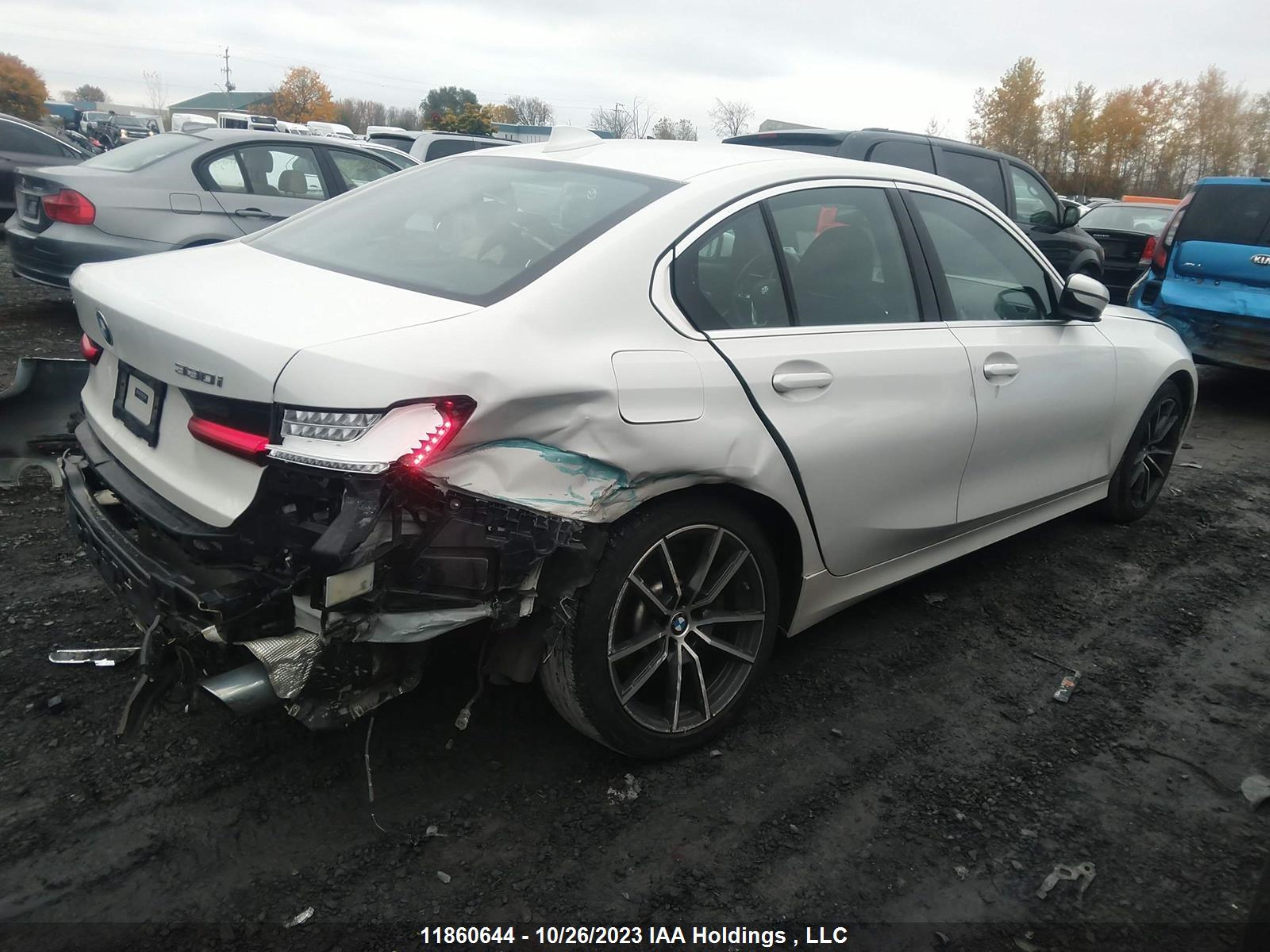 Photo 3 VIN: 3MW5R7J00M8B86652 - BMW 3ER 