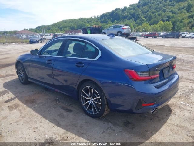 Photo 2 VIN: 3MW5R7J00M8B88420 - BMW 330I 