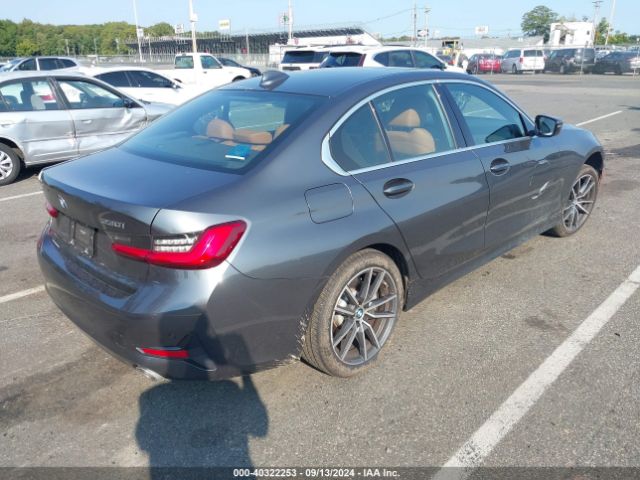 Photo 3 VIN: 3MW5R7J01L8B15202 - BMW 330I 