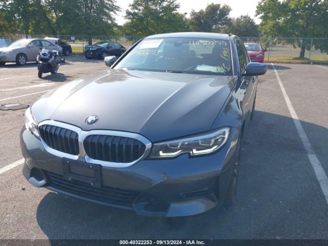 Photo 5 VIN: 3MW5R7J01L8B15202 - BMW 330I 