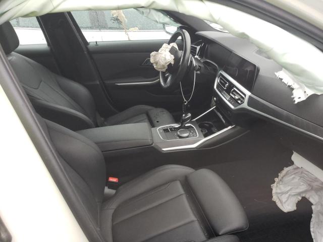 Photo 4 VIN: 3MW5R7J01L8B27074 - BMW 330XI 