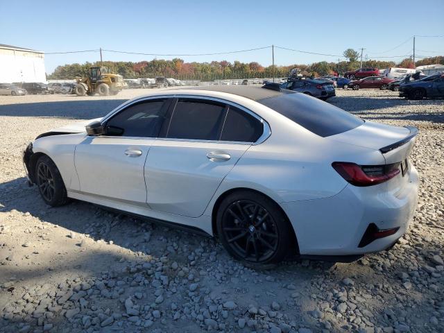 Photo 1 VIN: 3MW5R7J01M8B97501 - BMW 330XI 