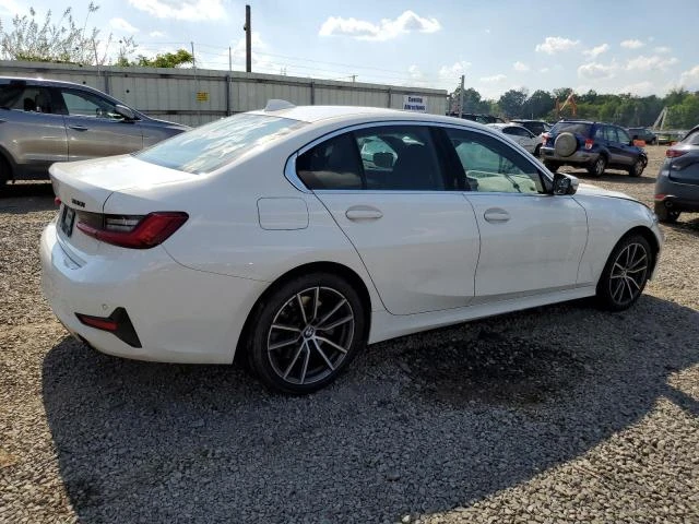 Photo 2 VIN: 3MW5R7J01M8C02163 - BMW 330XI 