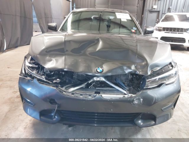 Photo 5 VIN: 3MW5R7J01N8C77379 - BMW 330I 