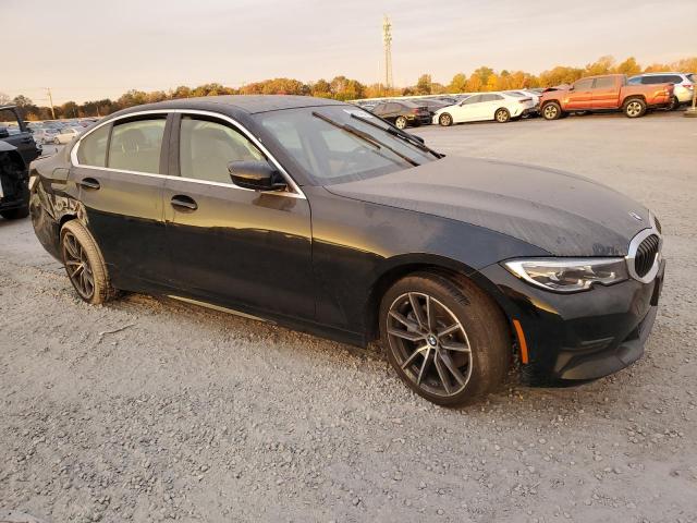 Photo 3 VIN: 3MW5R7J02M8B52440 - BMW 330XI 