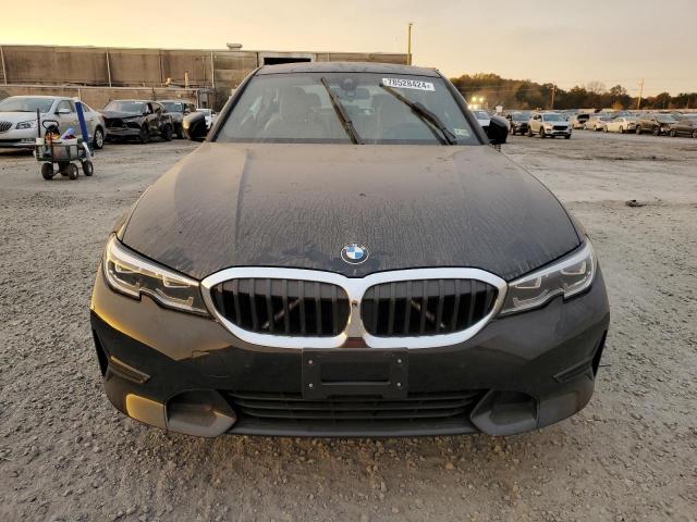 Photo 4 VIN: 3MW5R7J02M8B52440 - BMW 330XI 