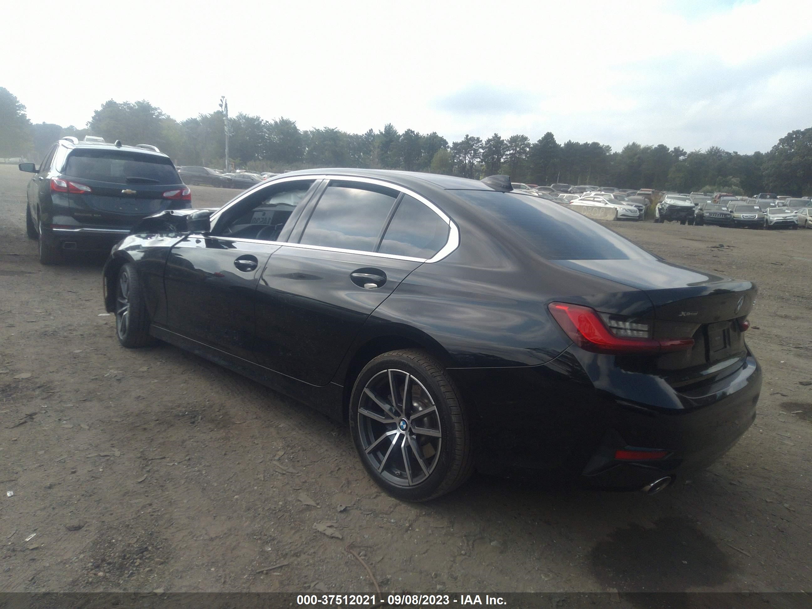 Photo 2 VIN: 3MW5R7J02M8B59422 - BMW 3ER 