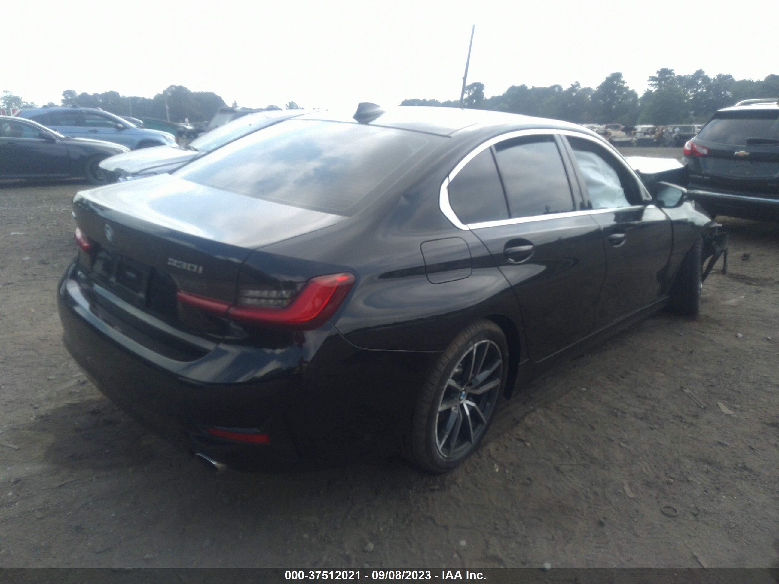 Photo 3 VIN: 3MW5R7J02M8B59422 - BMW 3ER 