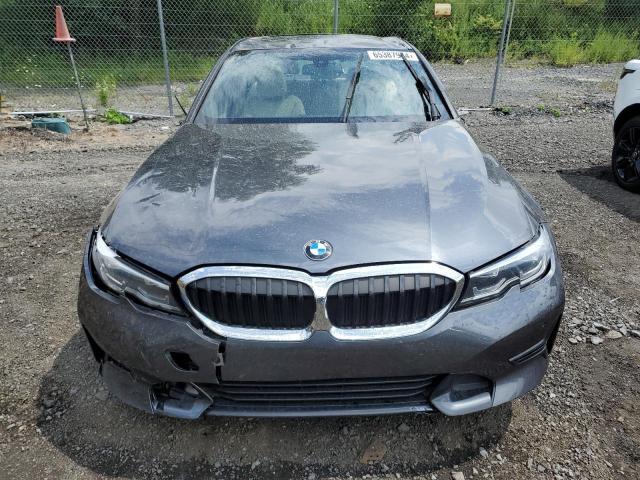 Photo 4 VIN: 3MW5R7J02N8C24612 - BMW 330XI 