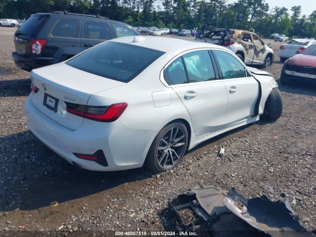 Photo 3 VIN: 3MW5R7J03L8B08722 - BMW 330I 