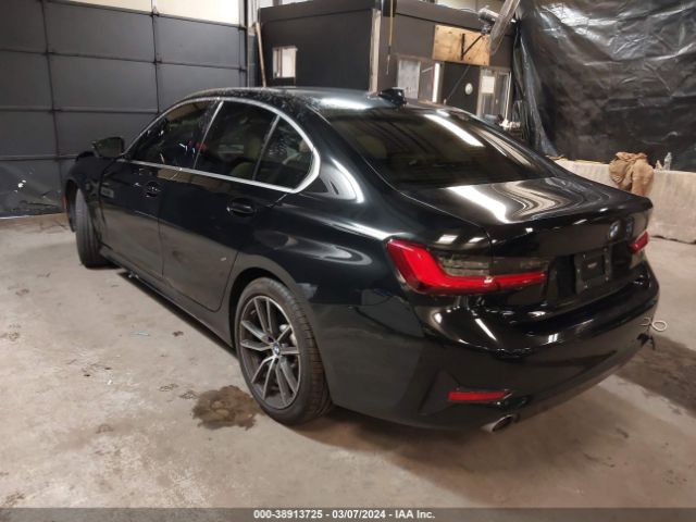 Photo 2 VIN: 3MW5R7J03M8B64144 - BMW 3 SERIES 