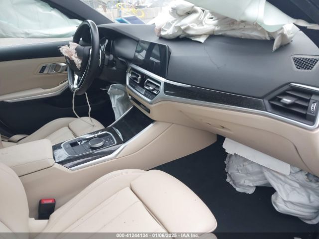 Photo 4 VIN: 3MW5R7J03M8B65004 - BMW 330I 