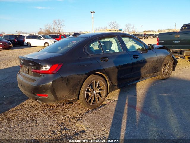 Photo 3 VIN: 3MW5R7J03N8C37885 - BMW 330I 