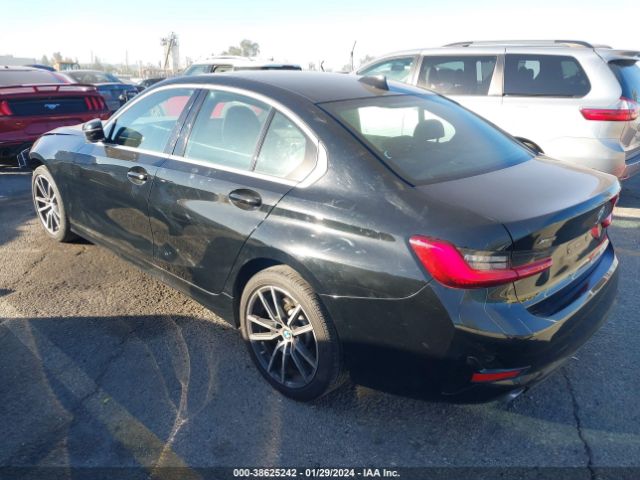 Photo 2 VIN: 3MW5R7J04L8B06185 - BMW 330I 