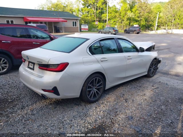 Photo 3 VIN: 3MW5R7J04M8B83995 - BMW 330XI 