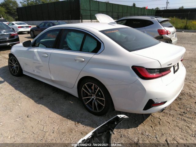 Photo 2 VIN: 3MW5R7J04M8B94883 - BMW 330I 