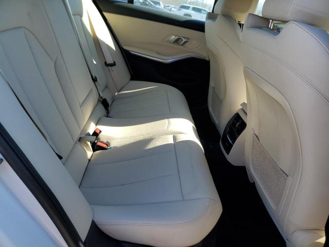 Photo 9 VIN: 3MW5R7J04M8C14629 - BMW 330XI 