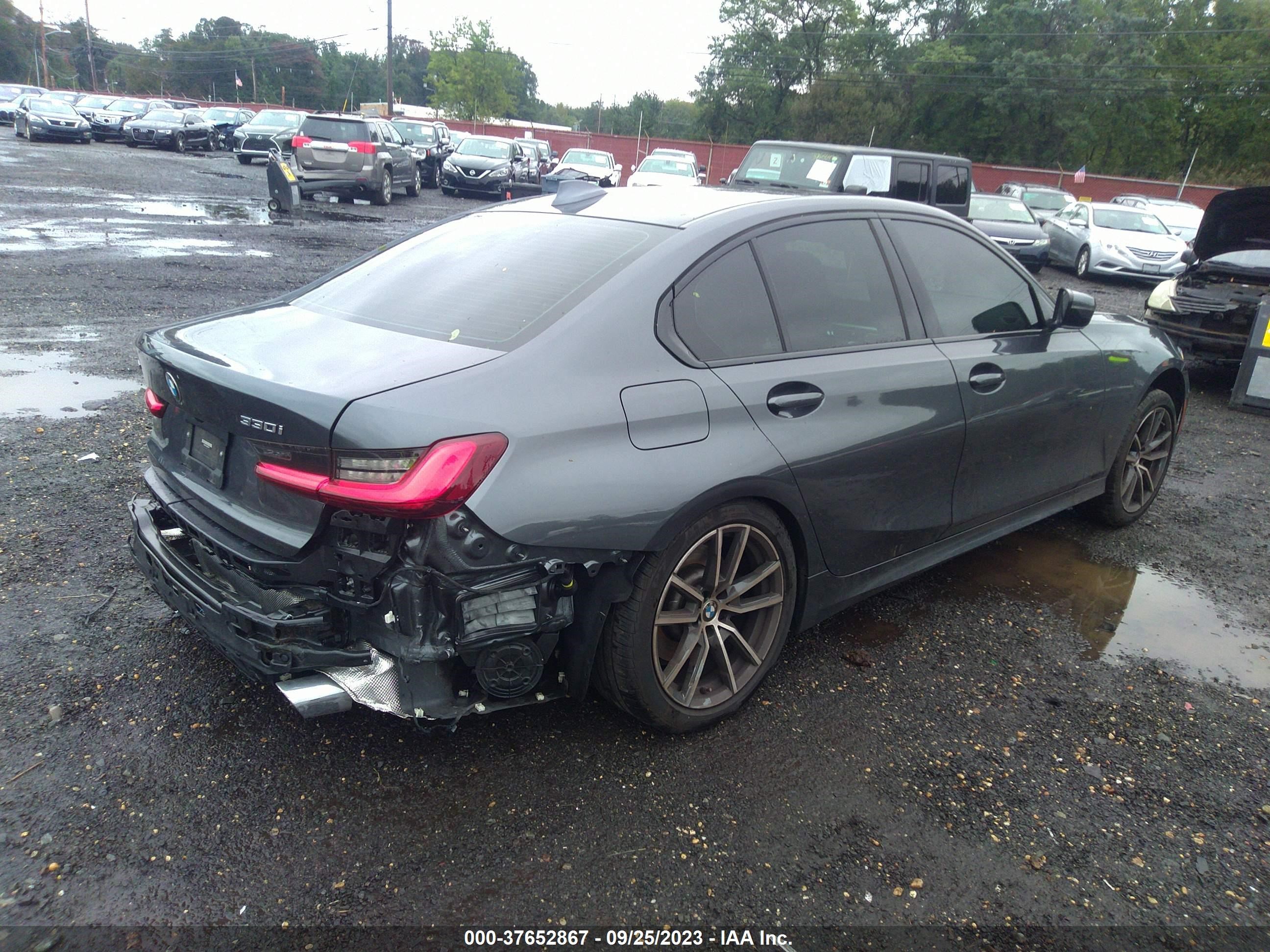 Photo 3 VIN: 3MW5R7J04N8C49771 - BMW 3ER 