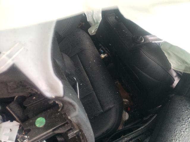 Photo 5 VIN: 3MW5R7J05L8B03747 - BMW 330XI 