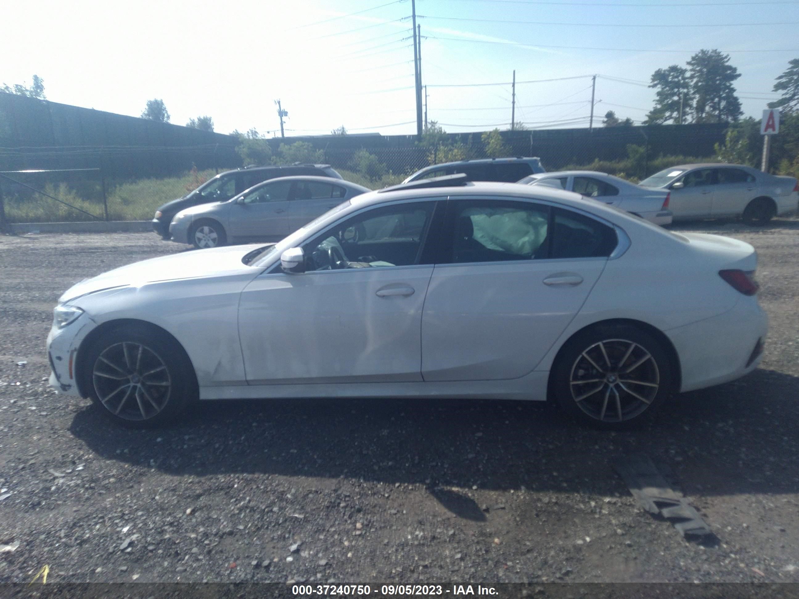 Photo 13 VIN: 3MW5R7J05L8B07300 - BMW 3 SERIES 