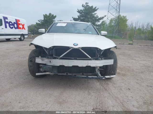 Photo 5 VIN: 3MW5R7J05L8B08902 - BMW 330I 