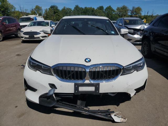 Photo 4 VIN: 3MW5R7J05M8B95167 - BMW 330XI 