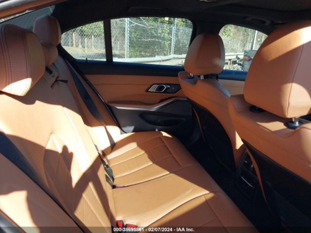 Photo 7 VIN: 3MW5R7J05M8B99381 - BMW 330I 