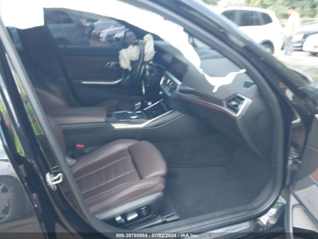 Photo 4 VIN: 3MW5R7J06L8B41715 - BMW 330I 