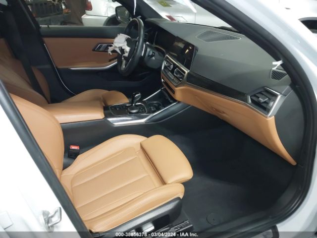 Photo 4 VIN: 3MW5R7J06N8C26797 - BMW 330I 