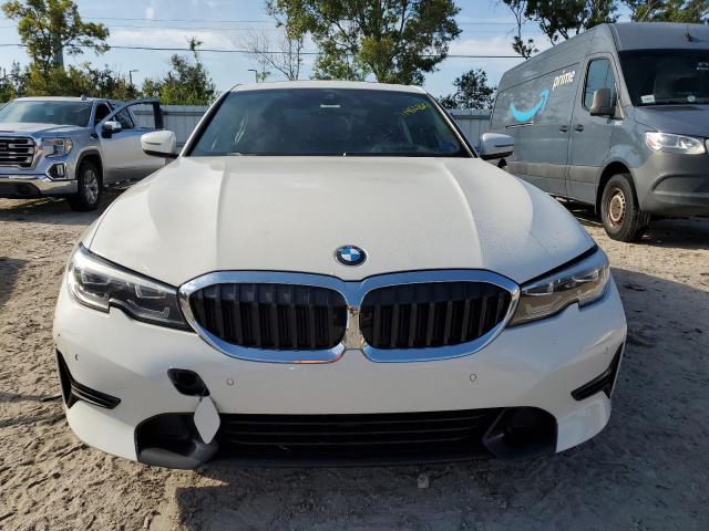 Photo 4 VIN: 3MW5R7J07L8B09369 - BMW 330XI 