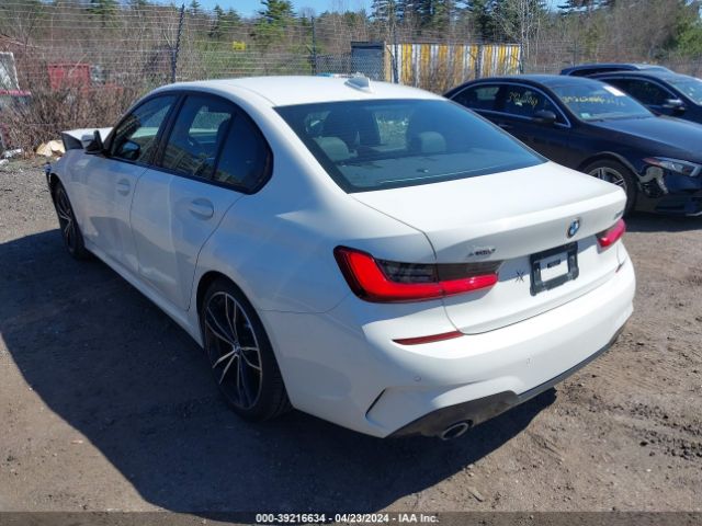 Photo 2 VIN: 3MW5R7J07L8B17763 - BMW 330I 