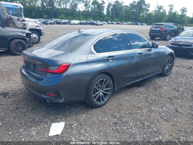 Photo 3 VIN: 3MW5R7J07L8B22395 - BMW 330I 