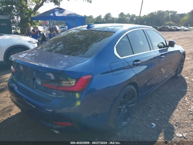 Photo 3 VIN: 3MW5R7J07M8B93212 - BMW 330I 