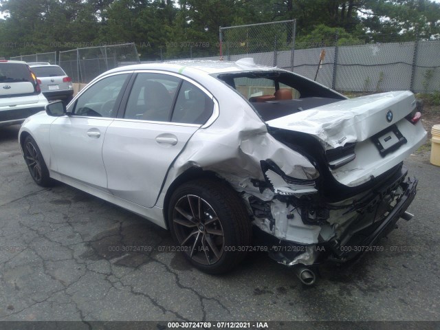 Photo 2 VIN: 3MW5R7J07M8B93663 - BMW 3 