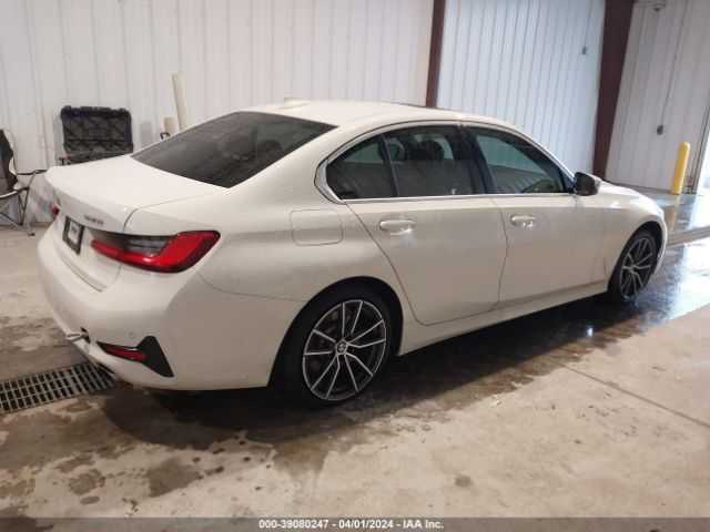 Photo 3 VIN: 3MW5R7J08L8B17657 - BMW 330I 