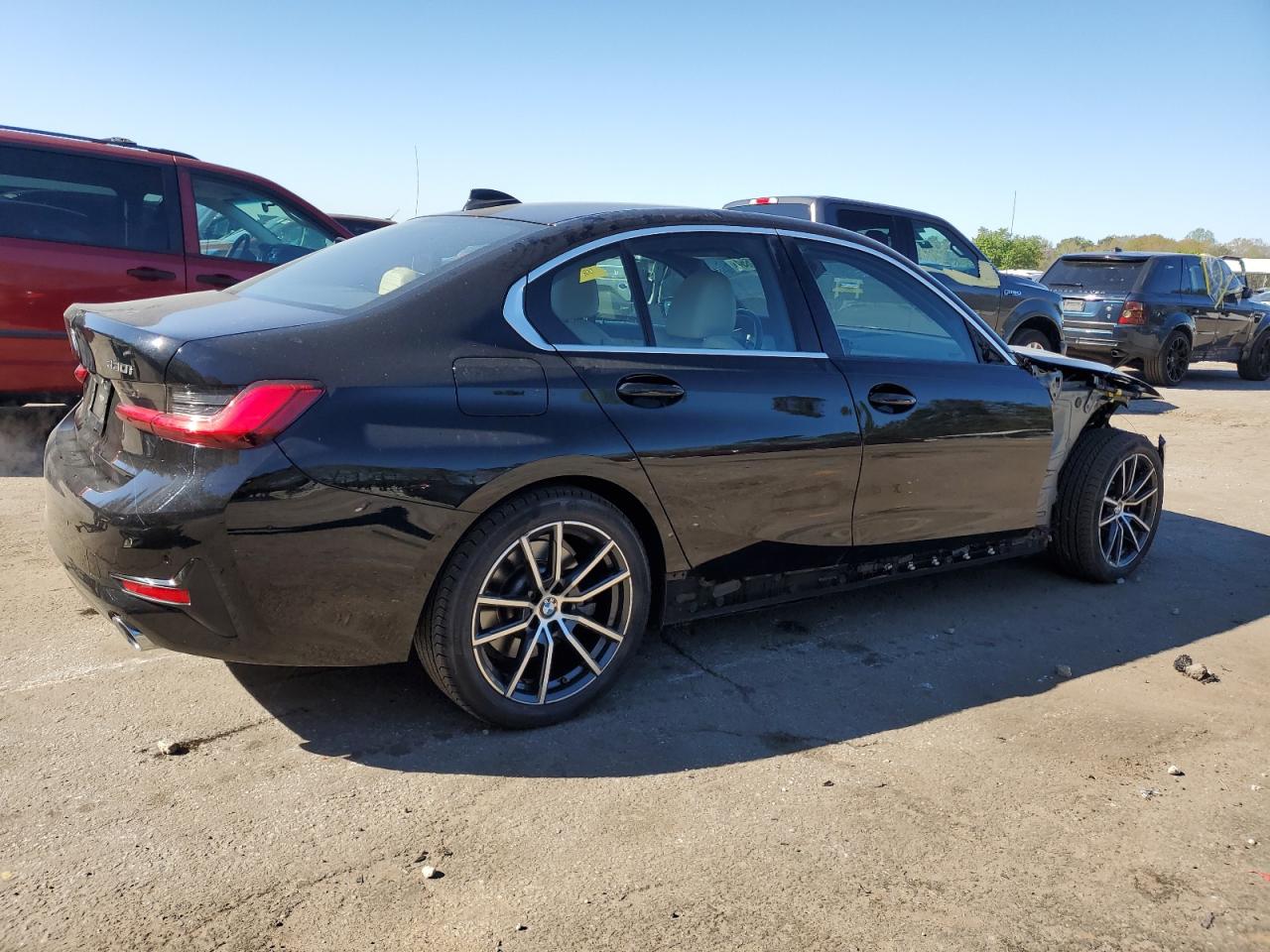 Photo 2 VIN: 3MW5R7J08M8B58095 - BMW 3ER 