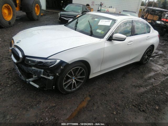 Photo 1 VIN: 3MW5R7J08M8B69517 - BMW 330I 